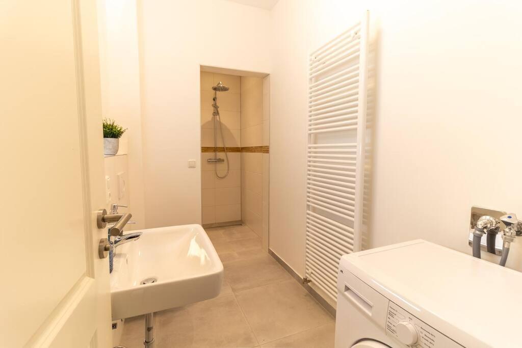 *neu* 2 Personen, Wlan, Balkon *